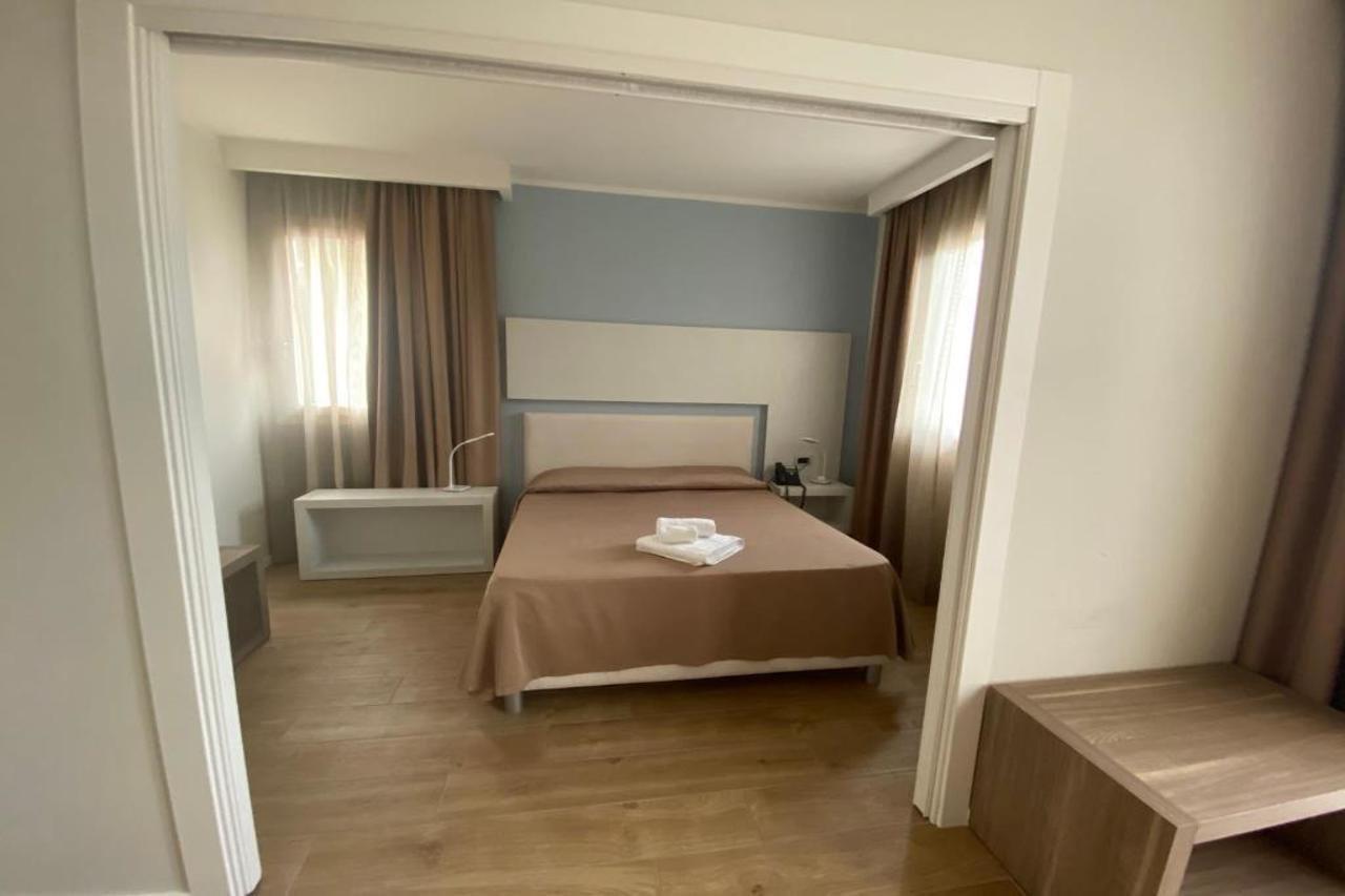 La Porta Del Sole Hotel & Village Сан Фердинандо Екстериор снимка