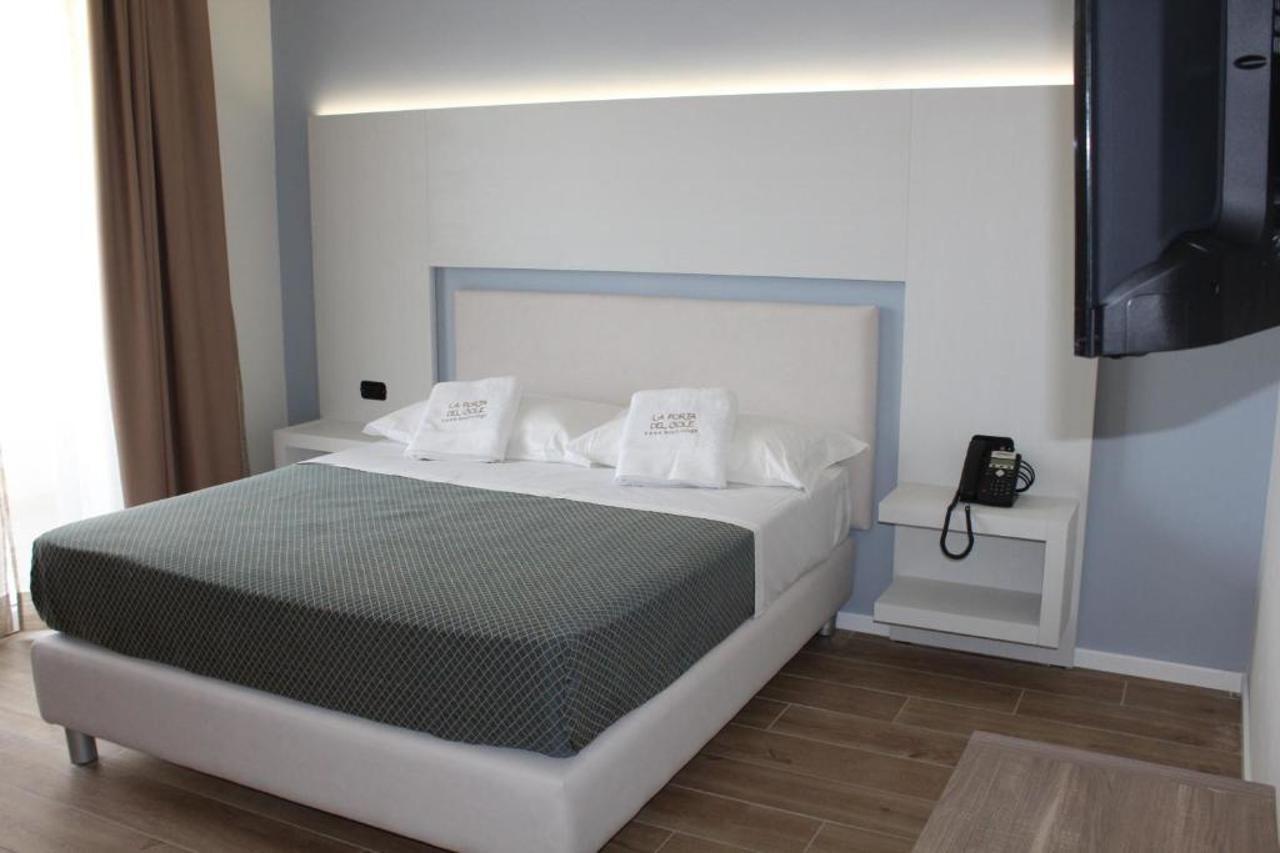 La Porta Del Sole Hotel & Village Сан Фердинандо Екстериор снимка