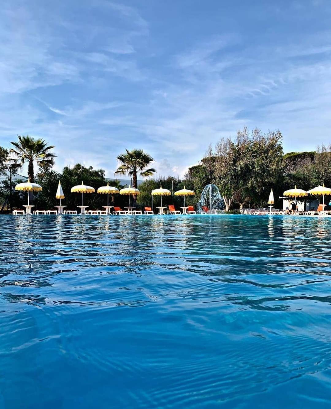 La Porta Del Sole Hotel & Village Сан Фердинандо Екстериор снимка
